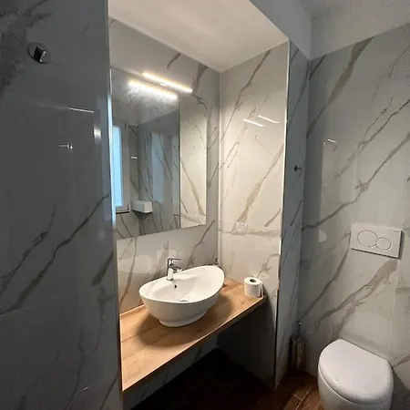 Blu Apartment